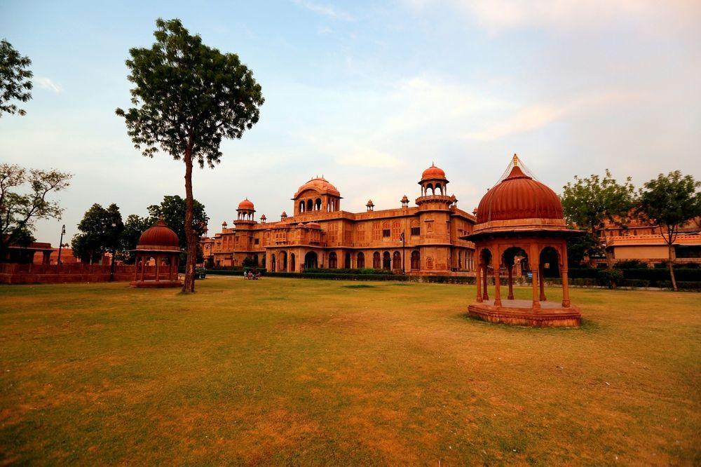 The Lallgarh Palace A Heritage Hotel Bikaner Exterior photo