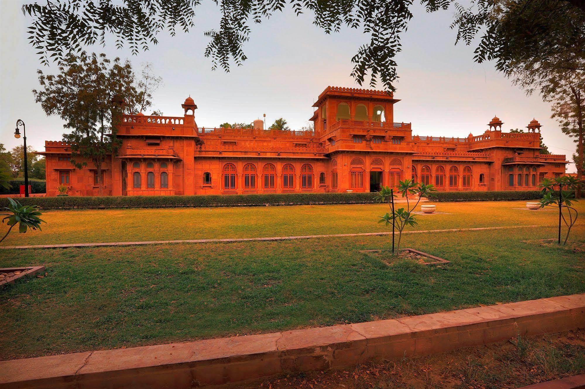 The Lallgarh Palace A Heritage Hotel Bikaner Exterior photo